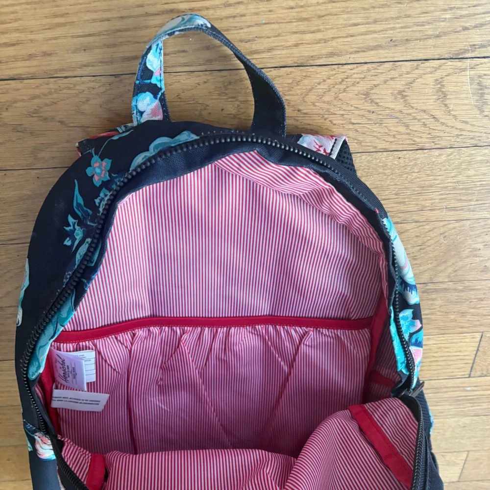 Herschel Backpack Black w/ Multicolor Floral Pattern Striped Lining Front Pocket